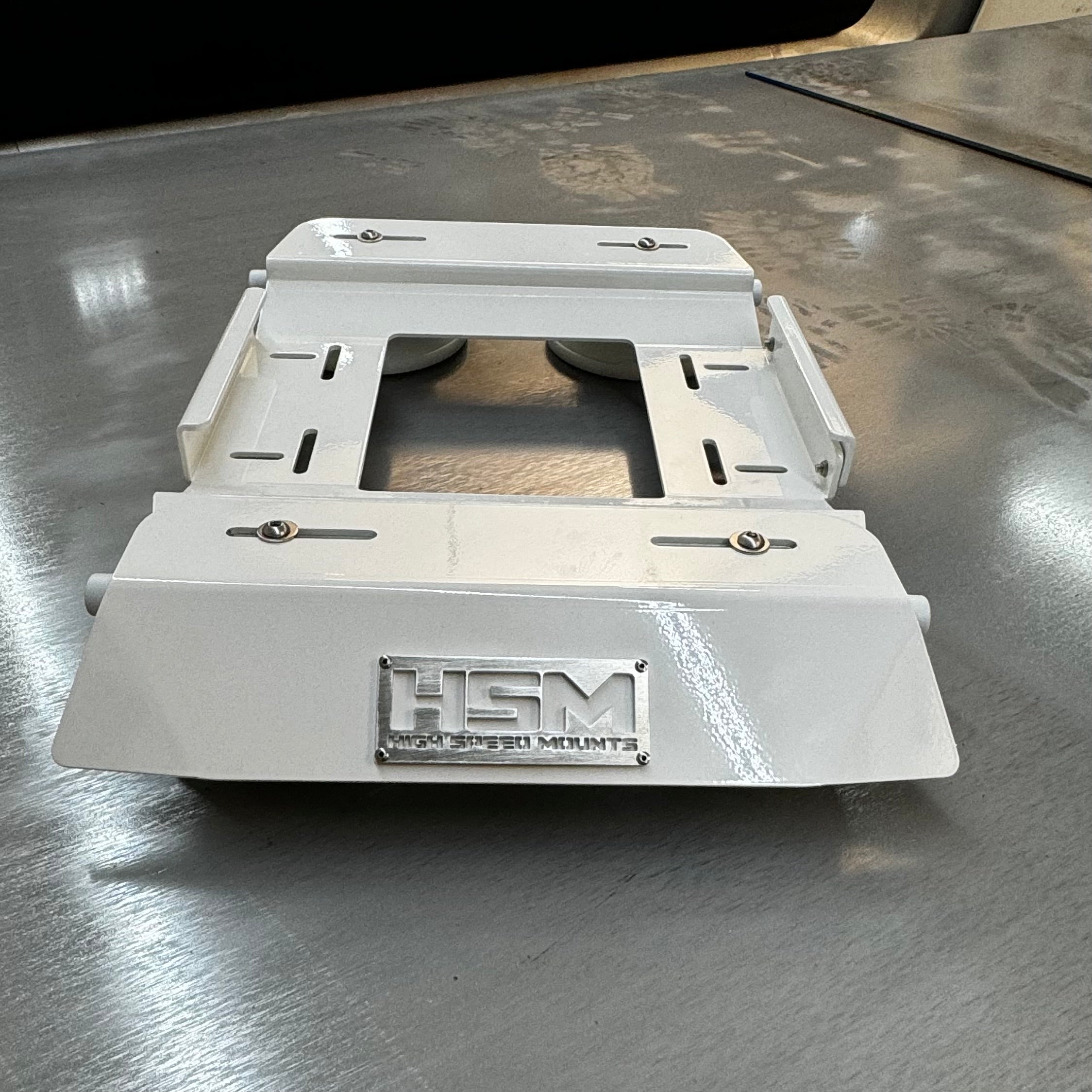 Mini Speed Mount Starlink Mini Versa Rooftop Mount | High Speed Mounts | HIGH SPEED MOUNTS