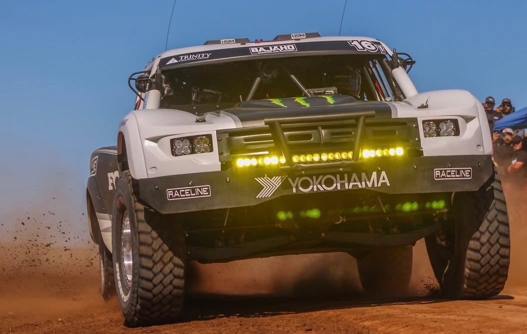 Cameron Steele runs HSM dual race mounts