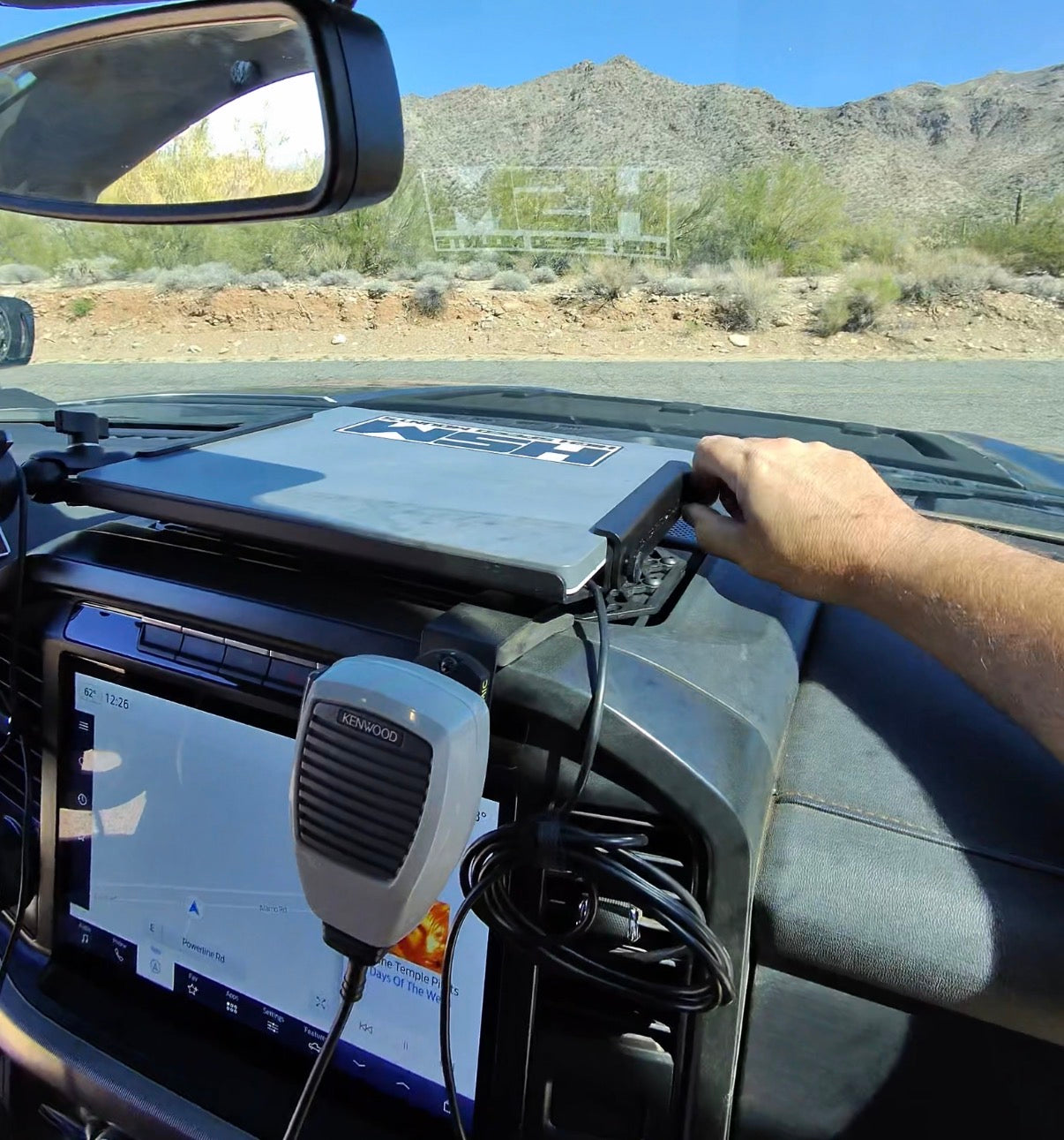 Mini Speed Mount HSM Starlink Mini Dash Mount | HIGH SPEED MOUNTS